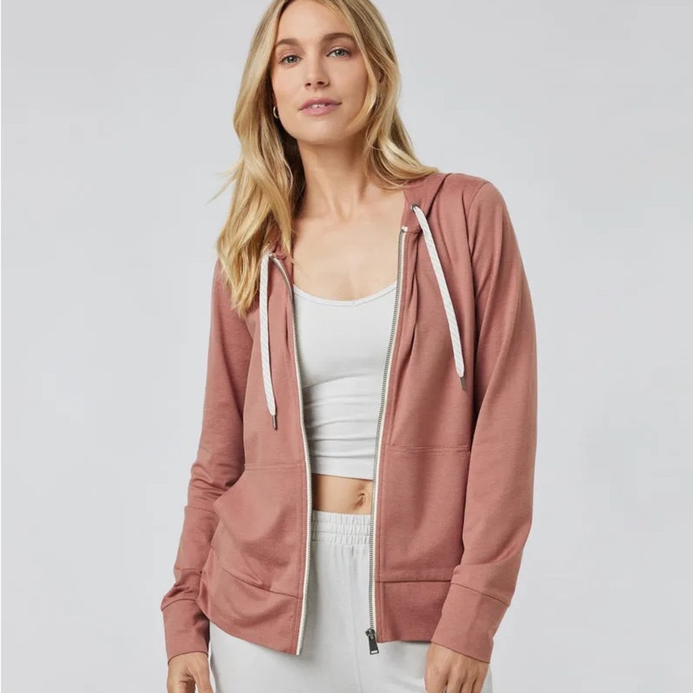 Vuori Women’s Halo Performance Hoodie